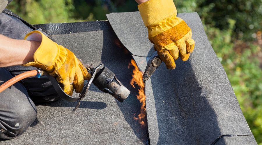 Professional flood damage restoration services in Midkiff, WV